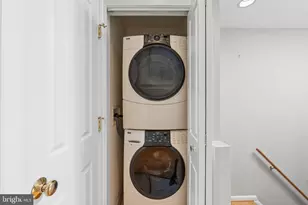 2113 12th Pl NW, Washington, DC 20009 - Photo 32