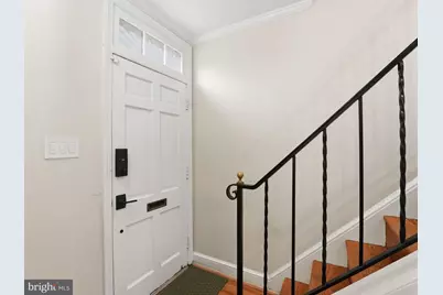 6 Snows Court NW, Washington, DC 20037 - Photo 8
