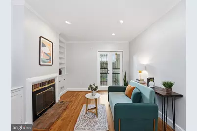 6 Snows Court NW, Washington, DC 20037 - Photo 2