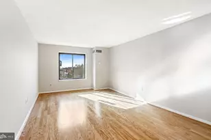 2111 Wisconsin Ave NW, Washington, DC 20007 - Photo 4