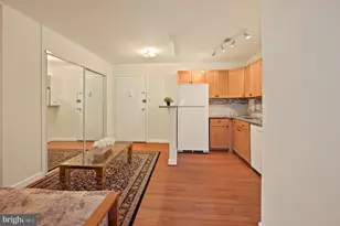 2401 H St NW, Washington, DC 20037 - Photo 10