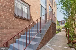 1700 Irving St NW, Washington, DC 20010 - Photo 4