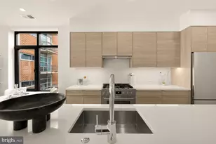 1128 10th St NW, Washington, DC 20001 - Photo 4