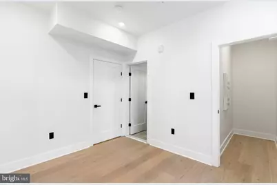 2504 41st Street NW #6, Washington, DC 20007 - Photo 10