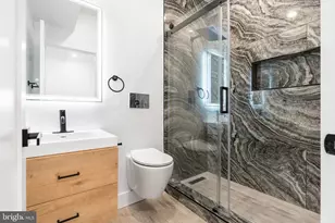 2504 41st St NW, Washington, DC 20007 - Photo 8