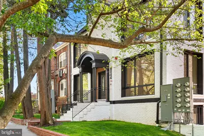 2504 41st Street NW #6, Washington, DC 20007 - Photo 2