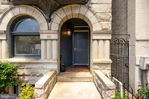 128 D St SE, Washington, DC 20003 - Photo 2
