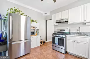 1527 Park Rd NW, Washington, DC 20010 - Photo 14