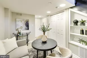 1238 Linden Pl NE, Washington, DC 20002 - Photo 8