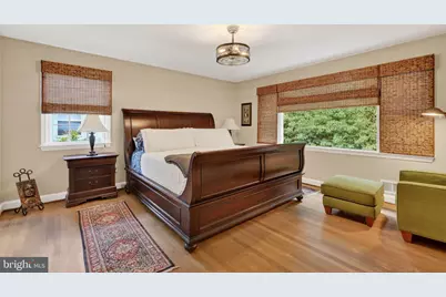 5721 Macarthur Boulevard NW, Washington, DC 20016 - Photo 18
