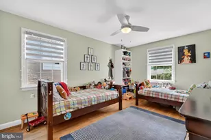 5721 MacArthur Blvd NW, Washington, DC 20016 - Photo 8
