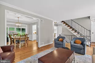 5721 MacArthur Blvd NW, Washington, DC 20016 - Photo 10
