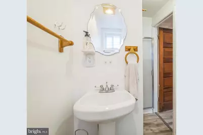 1407 K Street SE, Washington, DC 20003 - Photo 22