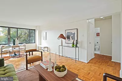 3601 Wisconsin Avenue NW #204, Washington, DC 20016 - Photo 2