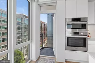 37 L St SE, Washington, DC 20003 - Photo 4