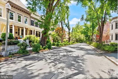 1747 Swann Street NW, Washington, DC 20009 - Photo 4
