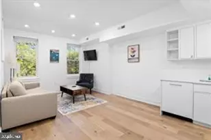 2869 28th NW, Washington, DC 20008 - Photo 2