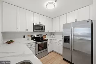 910 M St NW, Washington, DC 20001 - Photo 12