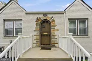 517 Lebaum St SE, Washington, DC 20032 - Photo 2