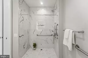646 H St NE, Washington, DC 20002 - Photo 18