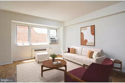 2720 Wisconsin Avenue NW #302, Washington, DC 20007 - Photo 2