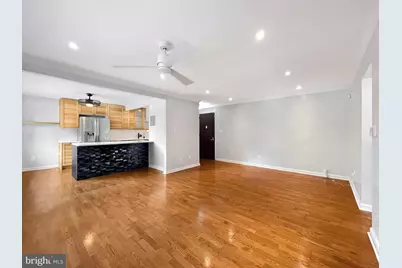 2725 39th Street NW #209, Washington, DC 20007 - Photo 6