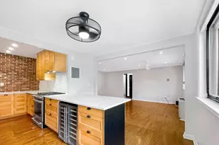 2725 39th Street NW, Washington, DC 20007 - Photo 2