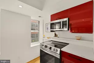 2370 Champlain St NW, Washington, DC 20009 - Photo 8