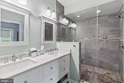 5213 Cathedral Avenue NW, Washington, DC 20016 - Photo 30