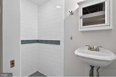 318 Varnum Street NW, Washington, DC 20011 - Photo 40