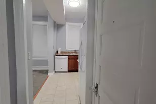 138 Rhode Island Ave NW, Washington, DC 20001 - Photo 6