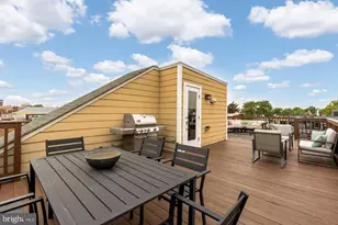 1223 Kenyon St NW, Washington, DC 20010 - Photo 16