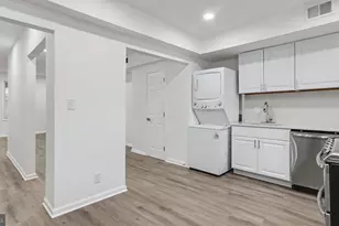 1028 Kenyon St NW, Washington, DC 20010 - Photo 6