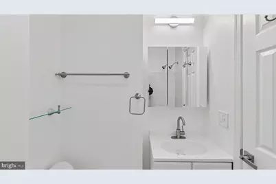 1028 Kenyon Street NW, Washington, DC 20010 - Photo 10
