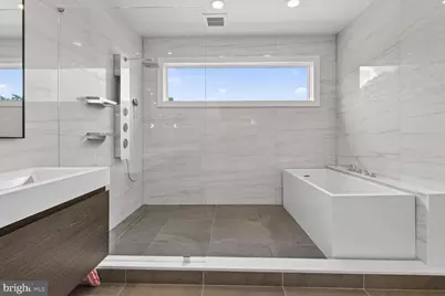 4512 Salem Lane NW, Washington, DC 20007 - Photo 50