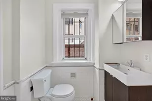 1954 Columbia Rd NW, Washington, DC 20009 - Photo 16
