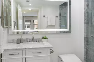 915 E St NW, Washington, DC 20004 - Photo 18