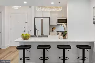 915 E St NW, Washington, DC 20004 - Photo 6