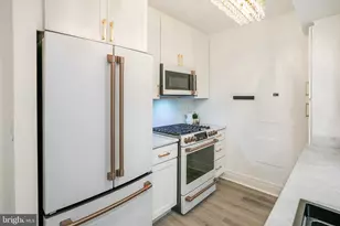 915 E St NW, Washington, DC 20004 - Photo 10