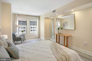 915 E St NW, Washington, DC 20004 - Photo 14