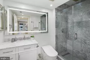 915 E St NW, Washington, DC 20004 - Photo 18