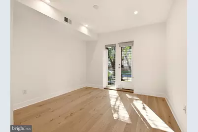 1023 16th Street NE #B, Washington, DC 20002 - Photo 12