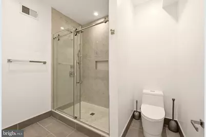 1023 16th Street NE #B, Washington, DC 20002 - Photo 20