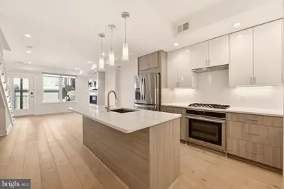 1023 16th Street NE #B, Washington, DC 20002 - Photo 4