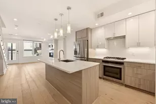 1023 16th St NE, Washington, DC 20002 - Photo 4