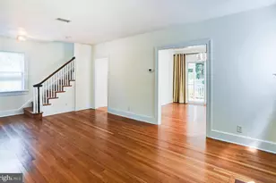 4633 Asbury Pl NW, Washington, DC 20016 - Photo 4