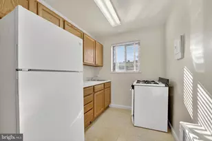 1010 G St NE, Washington, DC 20002 - Photo 6