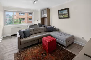 3900 Tunlaw Rd NW, Washington, DC 20007 - Photo 12
