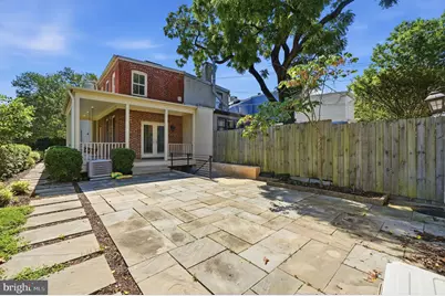 401 11th Street SE, Washington, DC 20003 - Photo 38