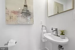 401 11th St SE, Washington, DC 20003 - Photo 10